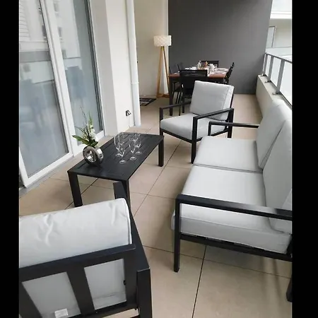 Marina Bay Apartament *